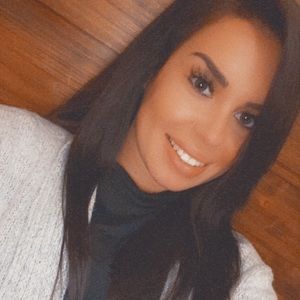 Meet your Posher, Marianne